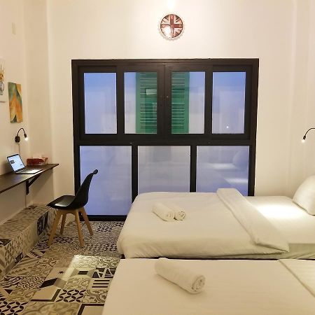 Timemark Travel Homestay & Hostel Хошимин Экстерьер фото