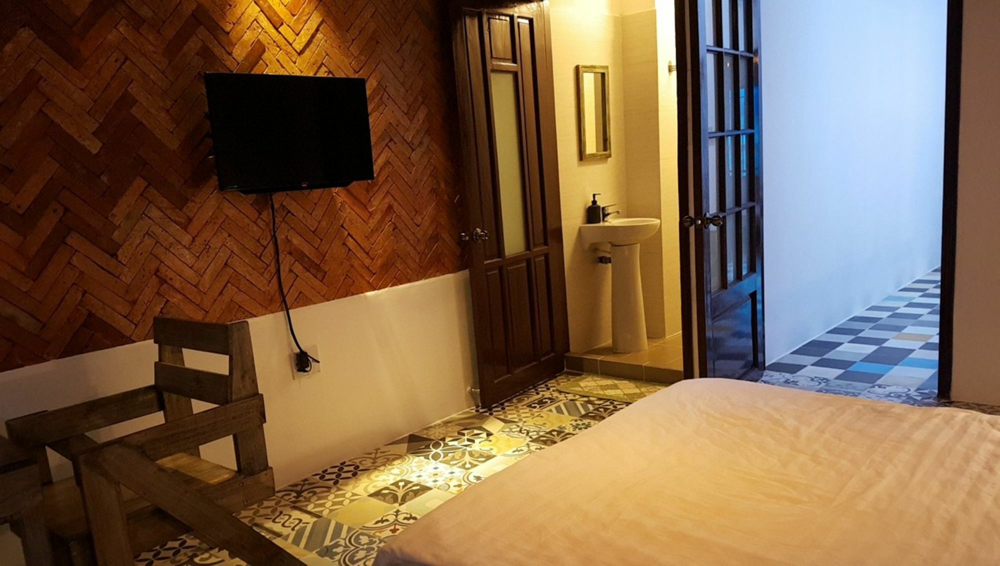 Timemark Travel Homestay & Hostel Хошимин Экстерьер фото