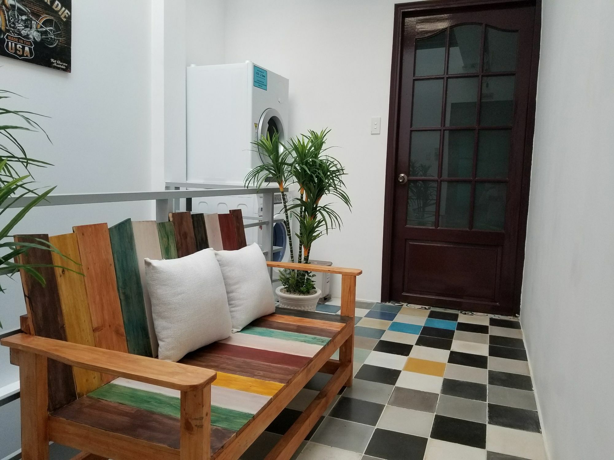 Timemark Travel Homestay & Hostel Хошимин Экстерьер фото